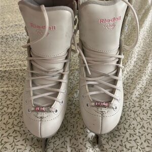 Riedel Ruby Kid’s Skates - Cream and Pink